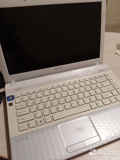 Ноутбук Sony Vaio PCG-61B11V