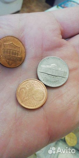 Монеты и банкноты