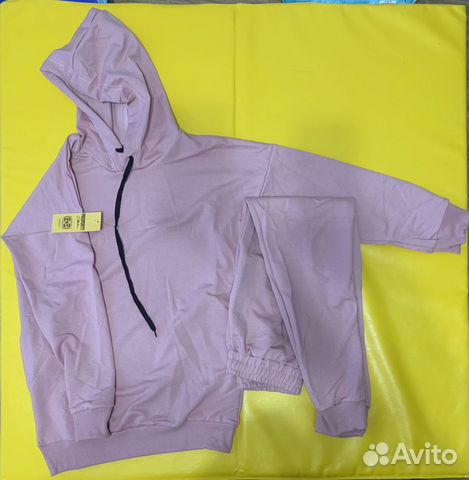 Костюм спортивный женский 42 размер