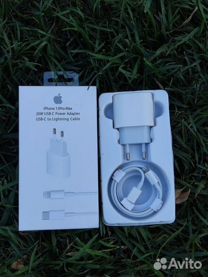 Зарядка на iPhone комплект