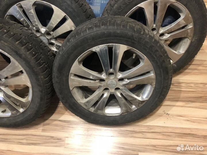 Nokian Tyres Hakkapeliitta 7 SUV 225/55 R18 102T