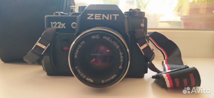 Плёночный фотоаппарат Zenit 122k