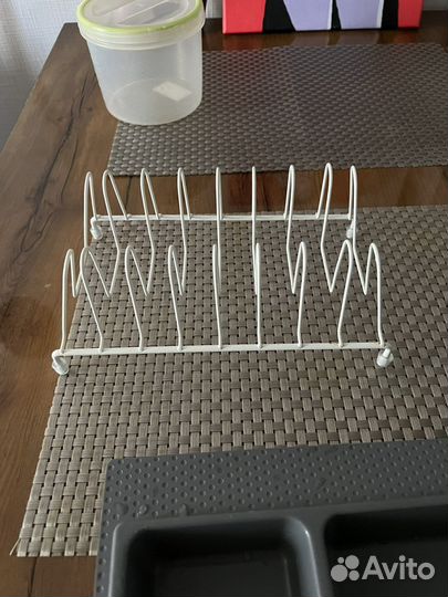 Лоток для столовых приборов и сушилка для посуды