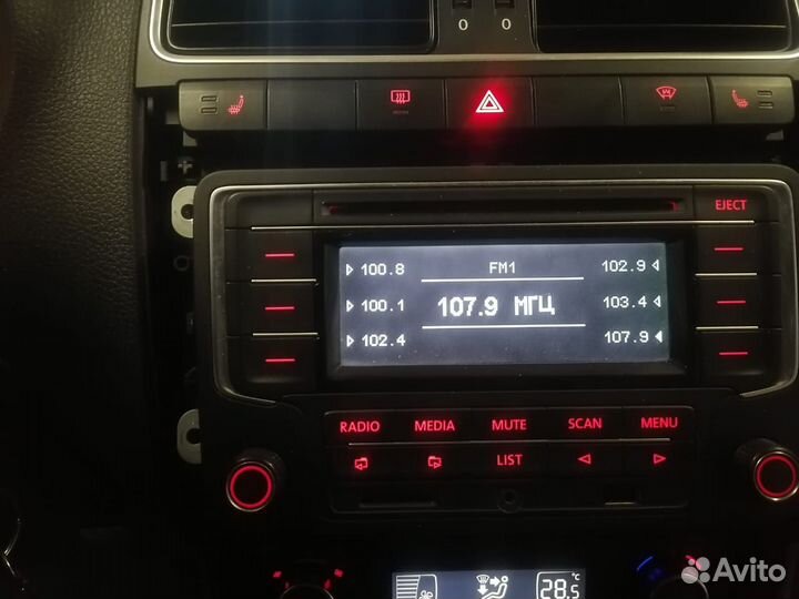 Магнитола штатная Volkswagen jetta 6