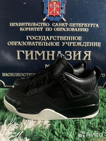 Nike Air Jordan 4 Retro Pony Hair Black