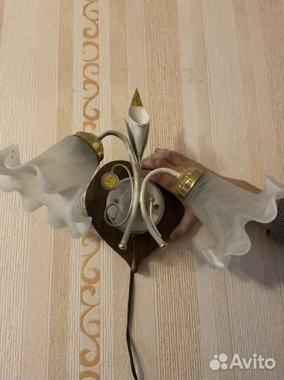 Настенный светильник бра