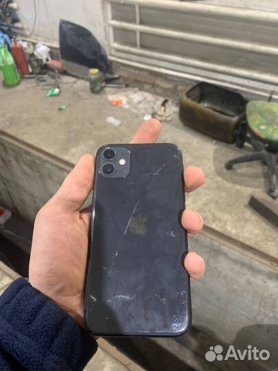 iPhone 11, 128 ГБ