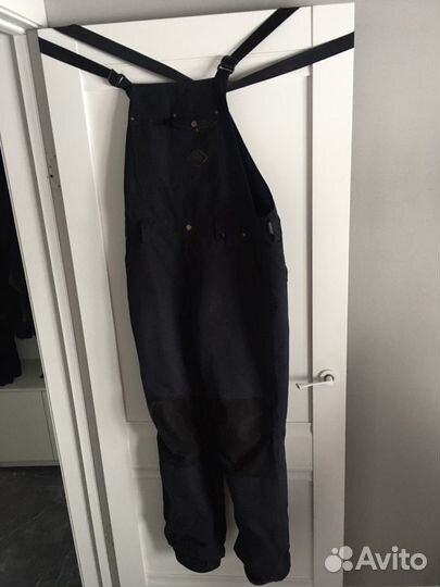 Комбинезон сноубордический