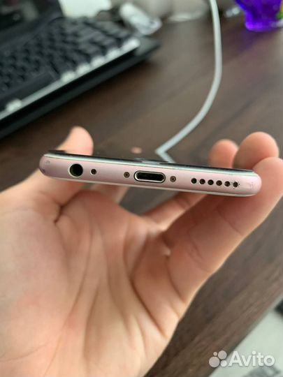 iPhone 6S, 32 ГБ