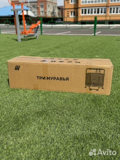 Батут детский с защитной сеткой и игрушками