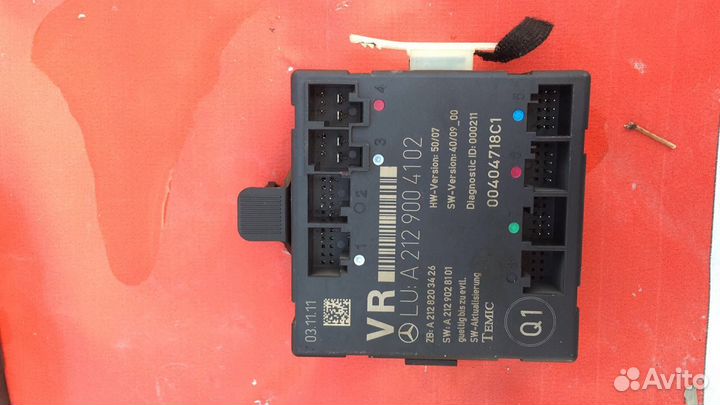 Перед правый блок управления дверью Mercedes C204