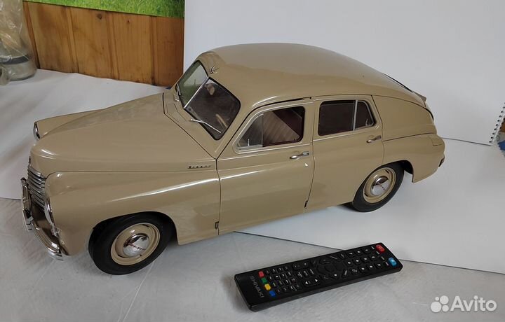 Коллекционная машина газ М20 победа