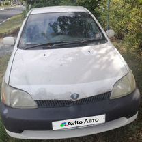 Toyota Platz 1.0 AT, 2002, 320 000 км, с пробегом, цена 262 000 руб.