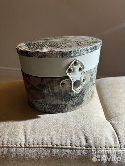 Шкатулка для украшений