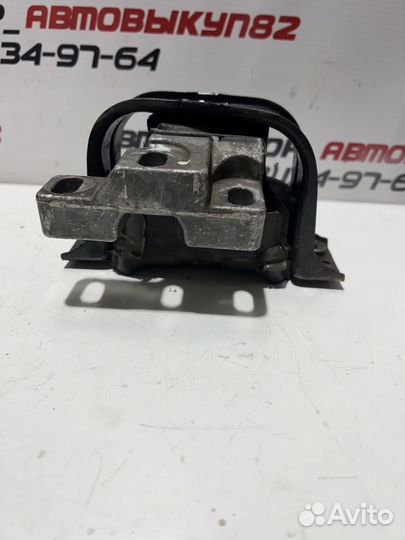 Подушка двигателя Правая R 4573773AB