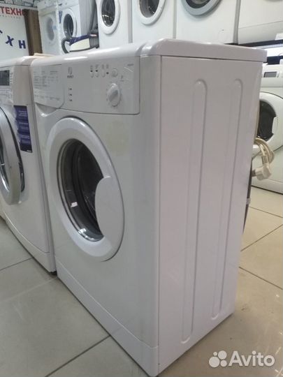 Стиральная машина Indesit wisn100 c Гарантией