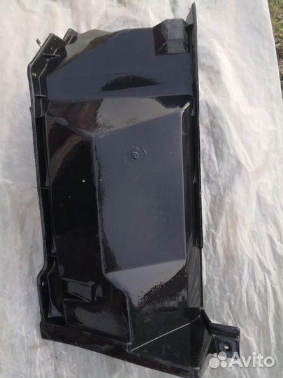 Внутренняя обшивка кабины Мерседес 814