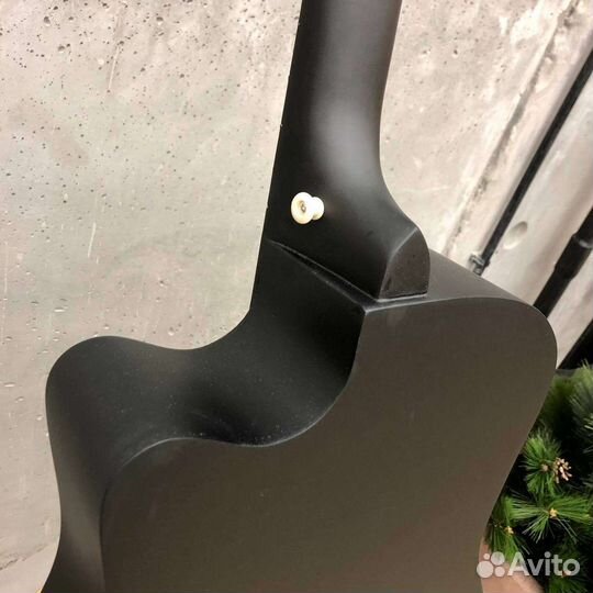 Акустическая гитара