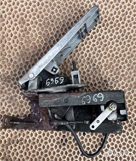 Педаль газа Scania 3-Series 4-Series