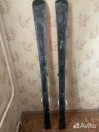 Горные лыжи atomic