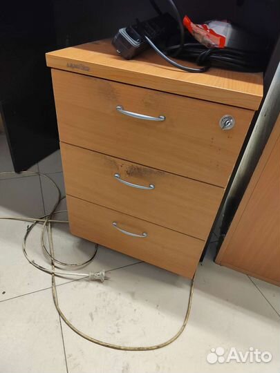 Тумба выкатная