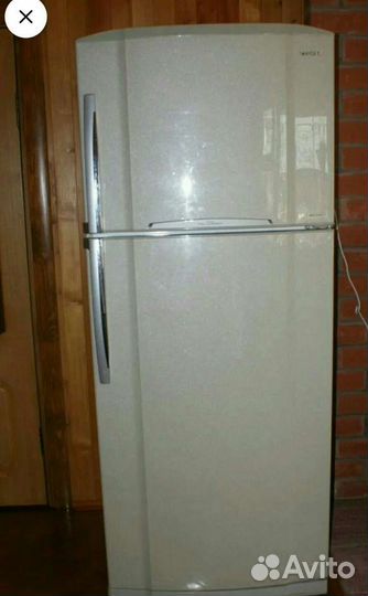 Холодильник Toshiba GR-M74RD. Япония. винос.Корея