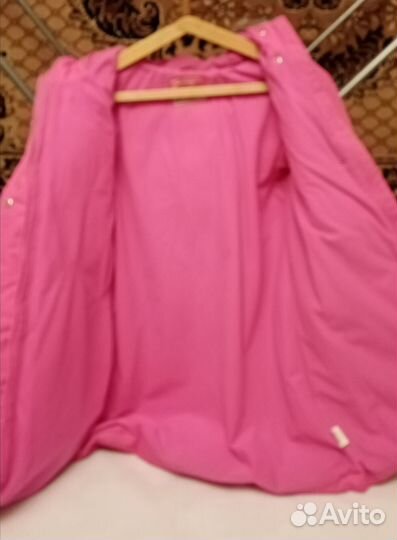 Пальто зимнее пуховик ярко-розовое р158 б/у