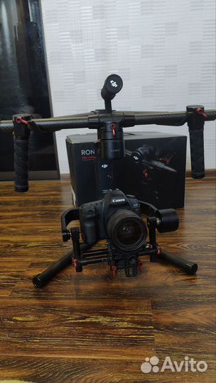 Электронный стабилизатор для камеры dji ronin M