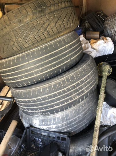 Kumho 975 2.25/65 R17