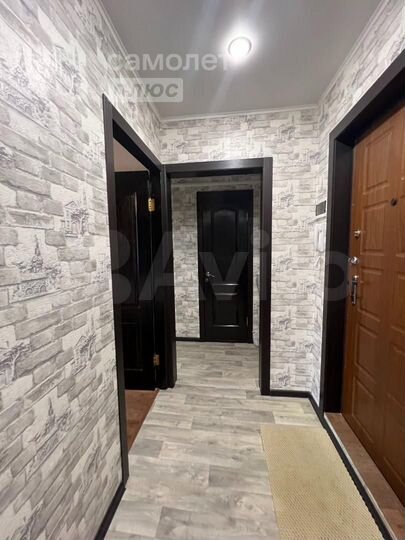 2-к. квартира, 42,3 м², 1/9 эт.