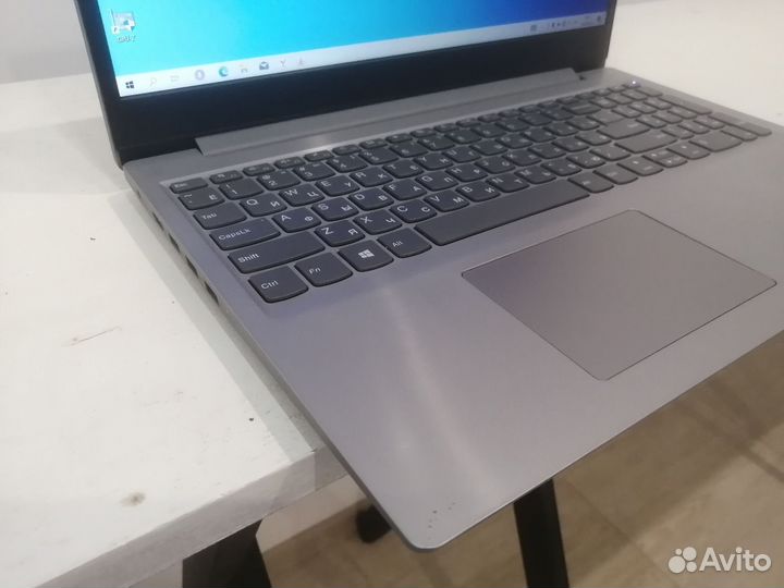 Свежий ультрабук Lenovo Full HD/8Gb/SSD