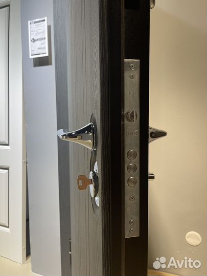 Дверь входная