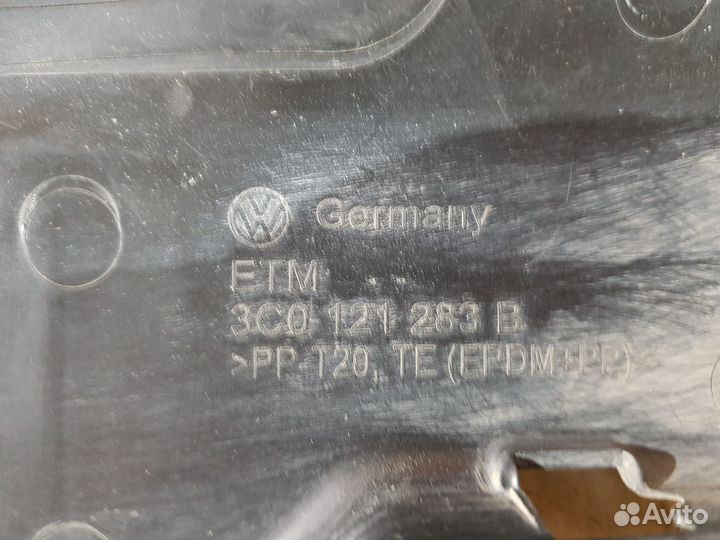 Дефлектор радиатора левый volkswagen passat b6