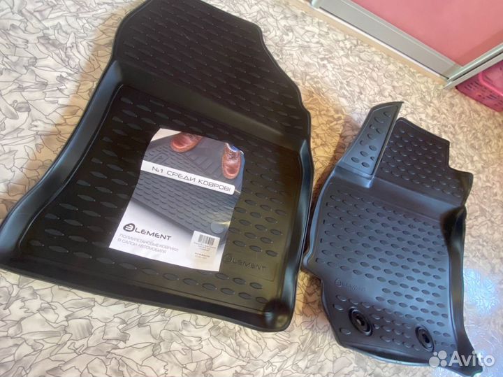 Автомобильные коврики полиуретановые Toyota Auris