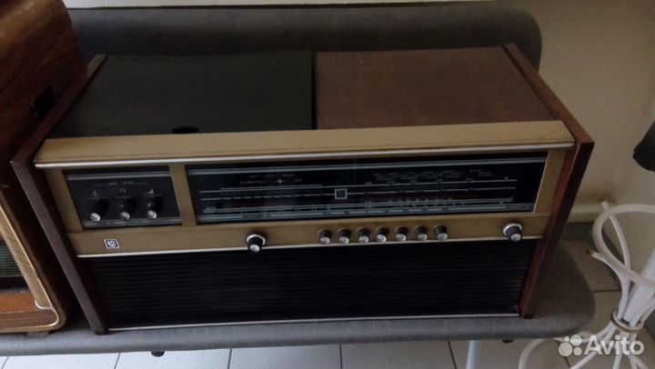 Радиола, радиоприемник ламповый