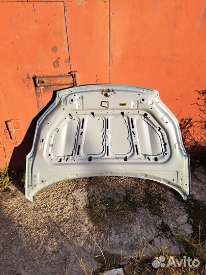 Капот на kia sportage 4