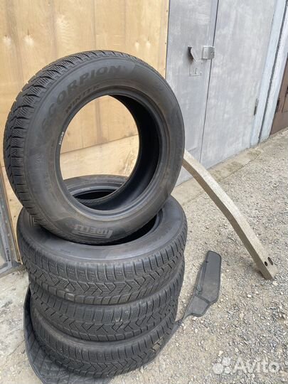 Pirelli Scorpion Winter 215/65 R17