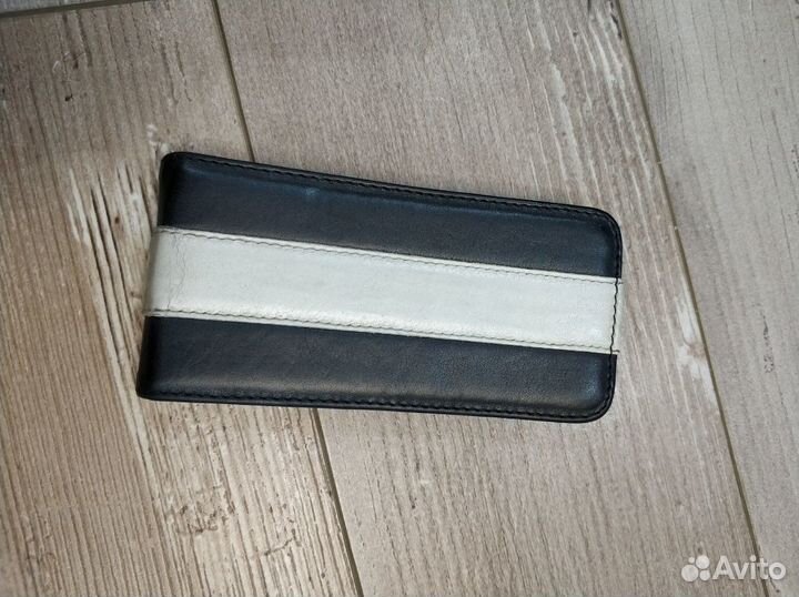 Чехлы на Айфон 5s