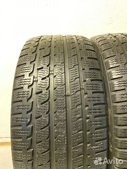 Kumho I'Zen KW27 235/45 R18 98V