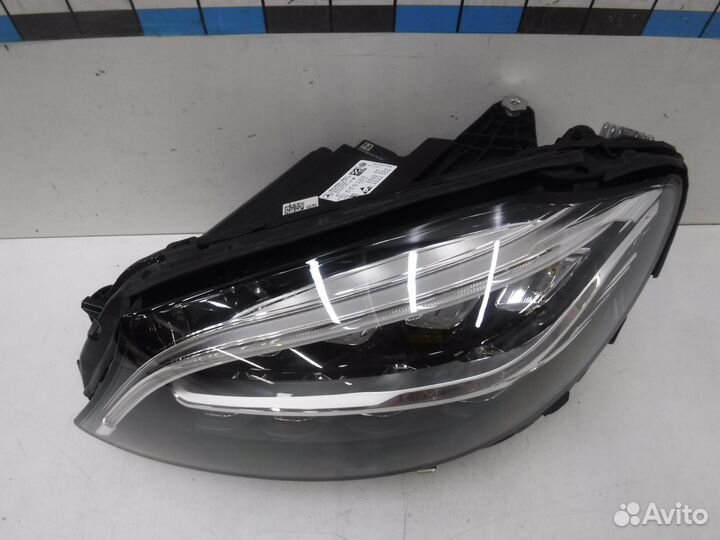 Фара левая Mercedes-Benz C-Class