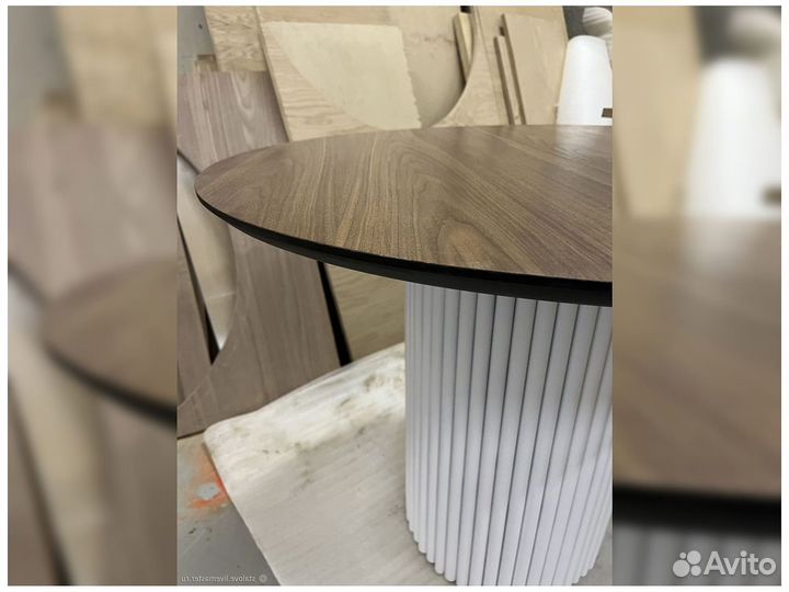 Круглый стол стекло Орландо