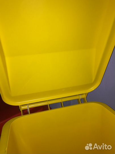 Мусорный контейнер 240 л