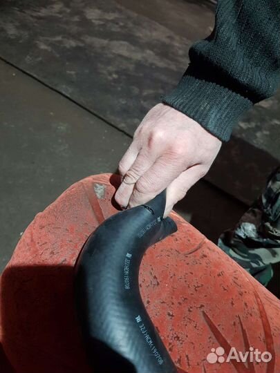 Патрубок интеркулера прадо 150 2.8 дизель