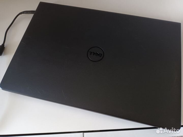 Ноутбук Dell Inspiron