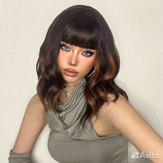 Парик каре волнистый. Новый, колорированный