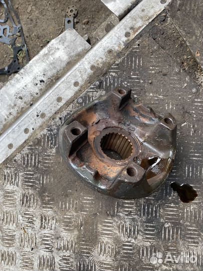 1422430 фланец кпп Scania G 2017г