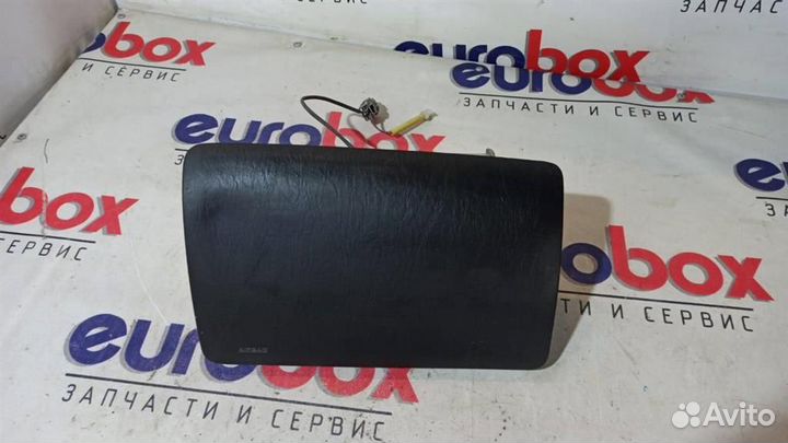 Подушка безопасности пассажирская (в торпедо) For