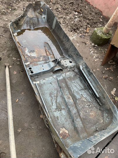 Разбор audi 80 b3 на запчасти