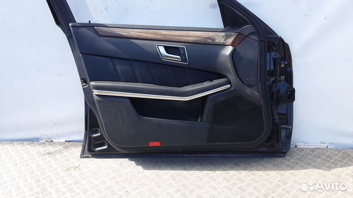 Дверь передняя левая mercedes benz E-class W212 ре