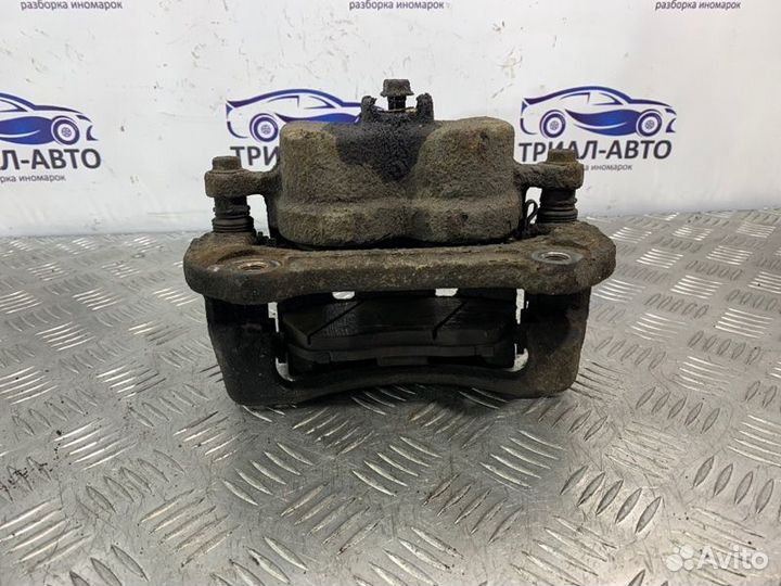 Суппорт передний правый Kia Sorento XM 2.2L diesel